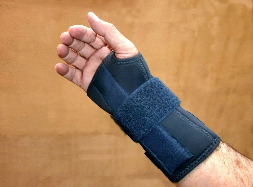 Wrist_brace